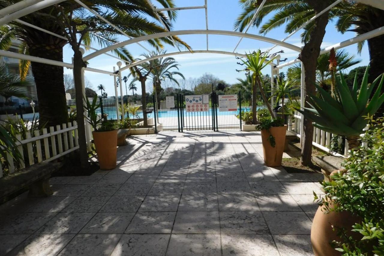 "T2 "Antibes Les Pins 3" Air Conditionned Sea View With Parking And Pool" Appartement Buitenkant foto