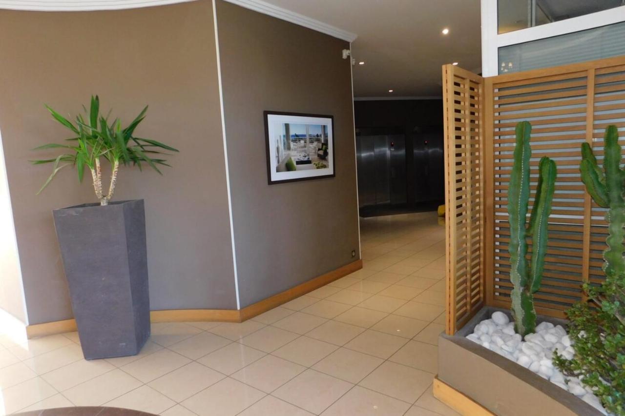 "T2 "Antibes Les Pins 3" Air Conditionned Sea View With Parking And Pool" Appartement Buitenkant foto